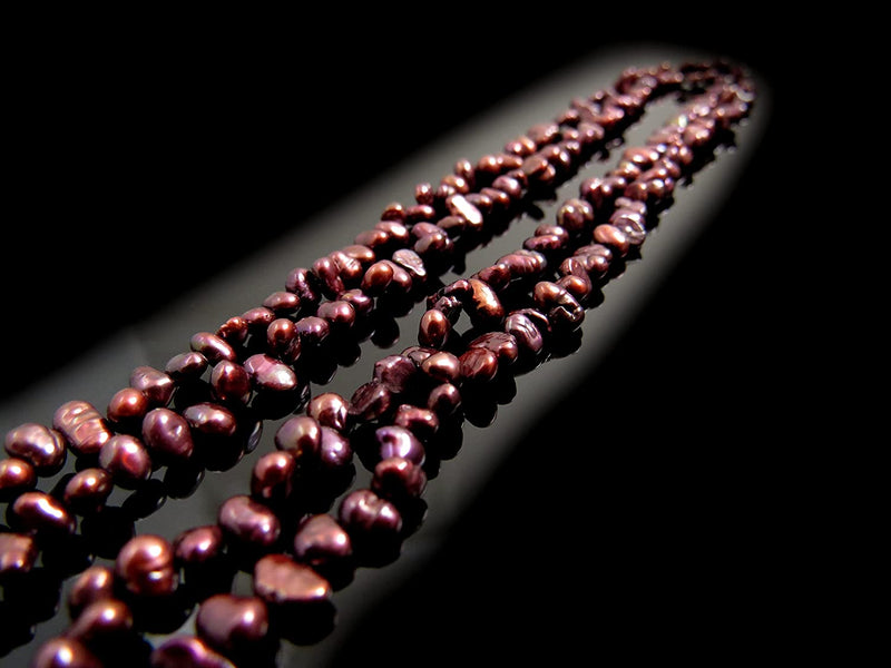 220pcs Perles d'eau douce naturelles 2-4mm, Couleur Burgundy