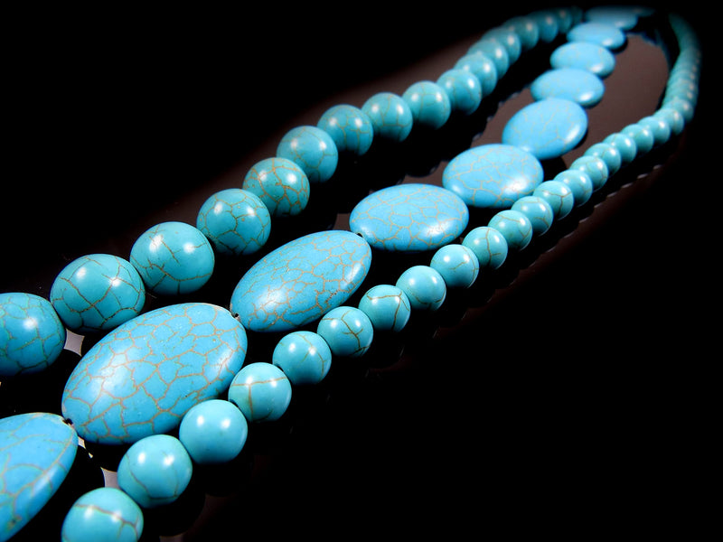 Billes de Magnésite 3 cordes format entre 8-25mm, 3 styles, couleur Turquoise