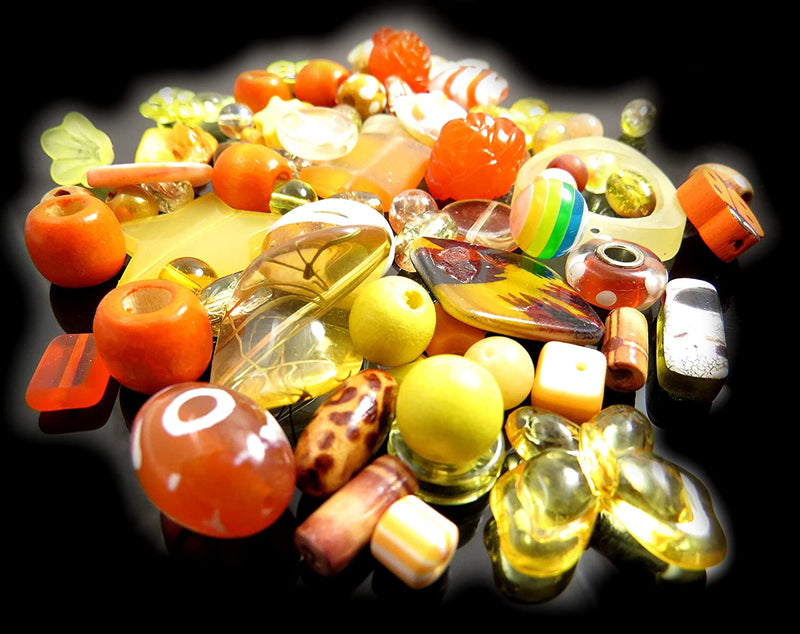 1kg beads bulk various, glass, wood, acrylic, crystal,... Assorted sizes, yellow-orange mix